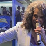 Simone brilha em super show na feijoada da Portela / Reprodução Instagram